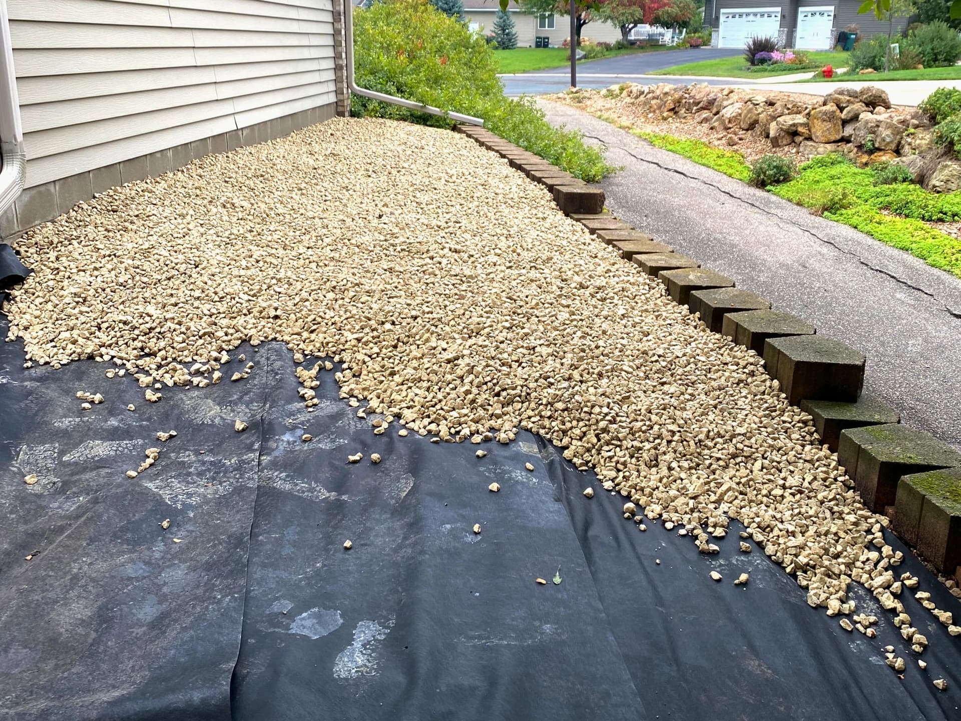 Blog post Removing Landscape Rock: What you need to know before you start image